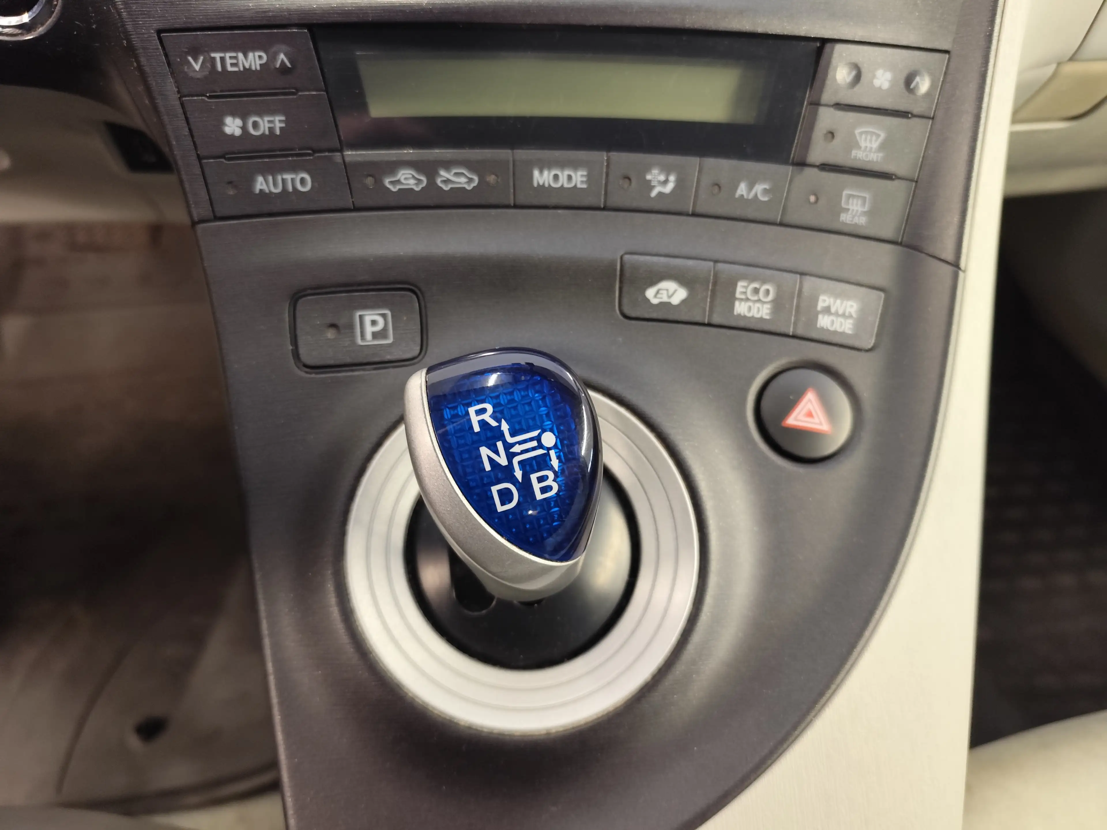 Toyota Prius (Hybrid) Executive Automatik Klima Navigation — photo 11