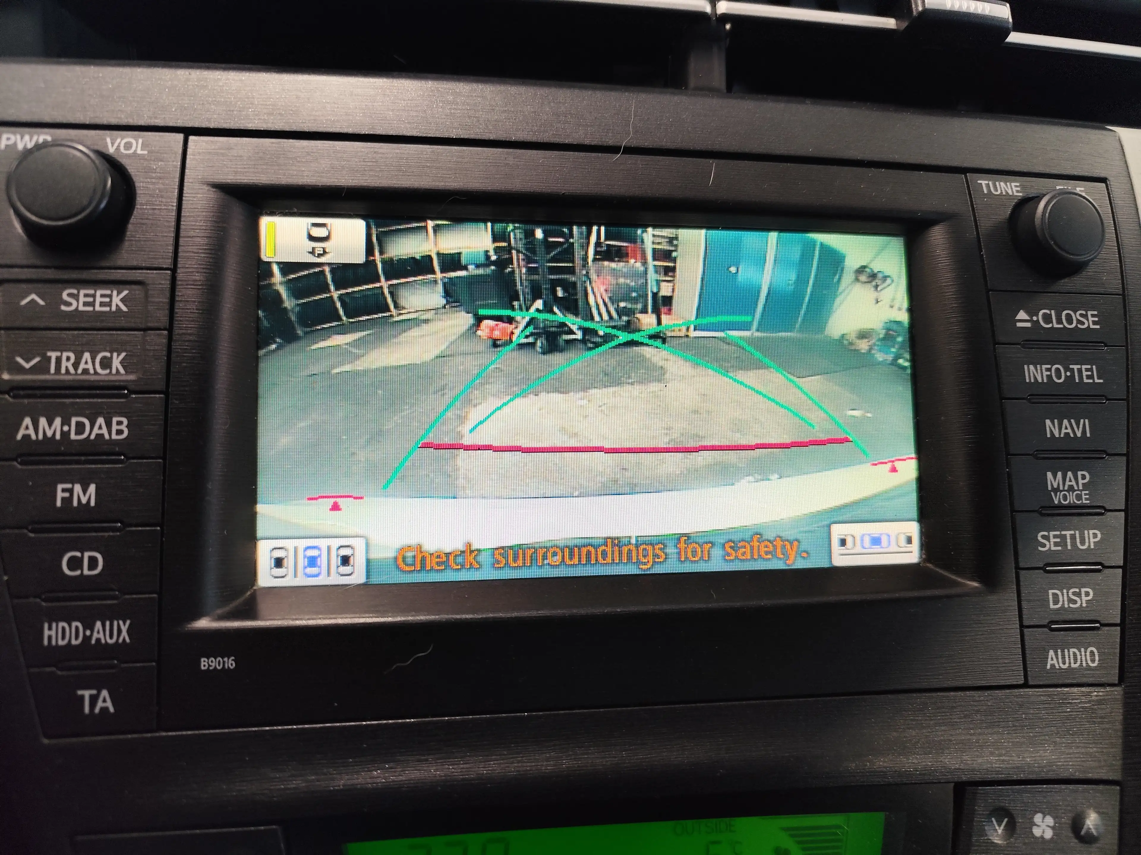 Toyota Prius (Hybrid) Executive Automatik Klima Navigation — photo 13