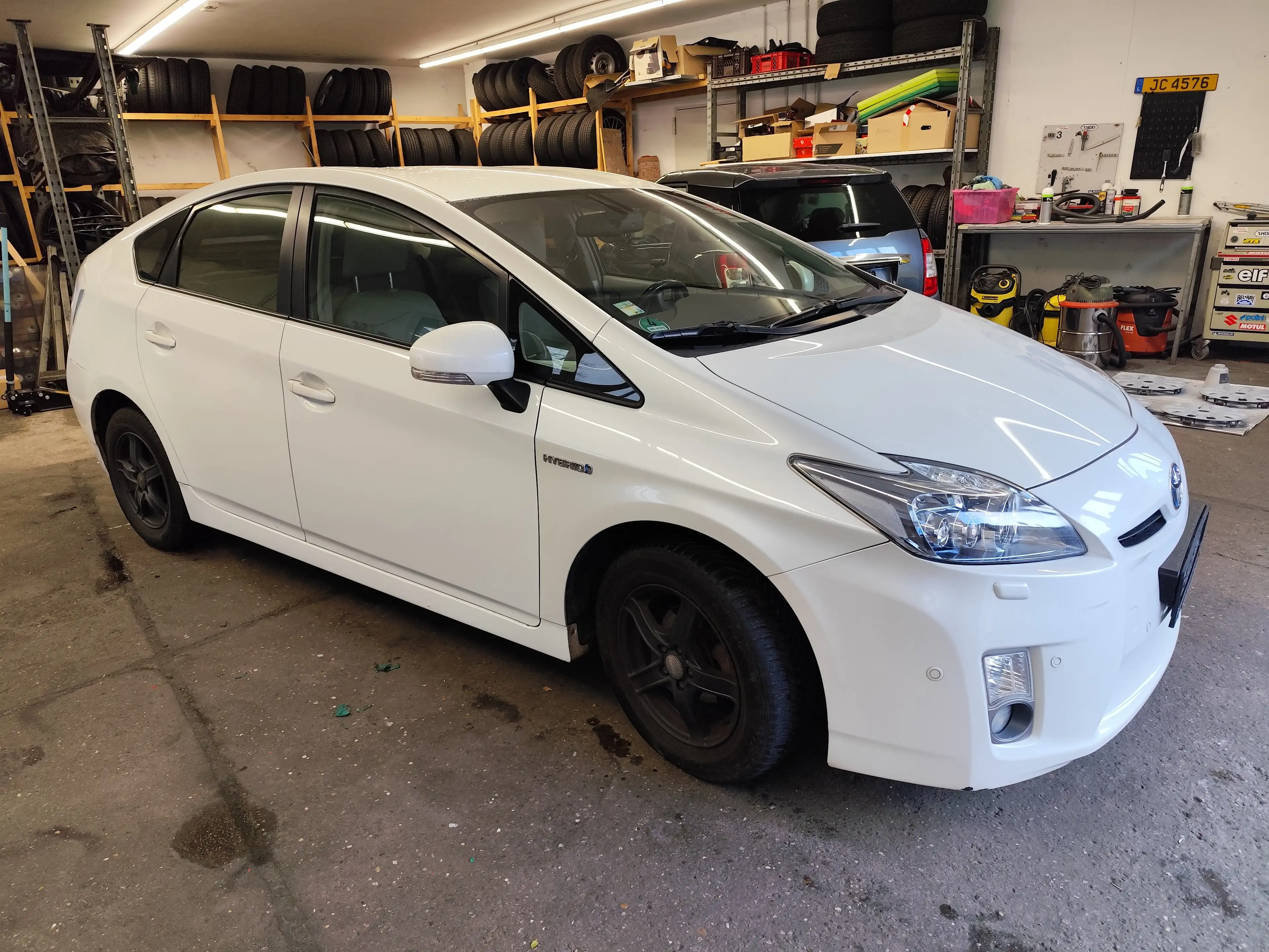 Toyota Prius (Hybrid) Executive Automatik Klima Navigation — photo 4