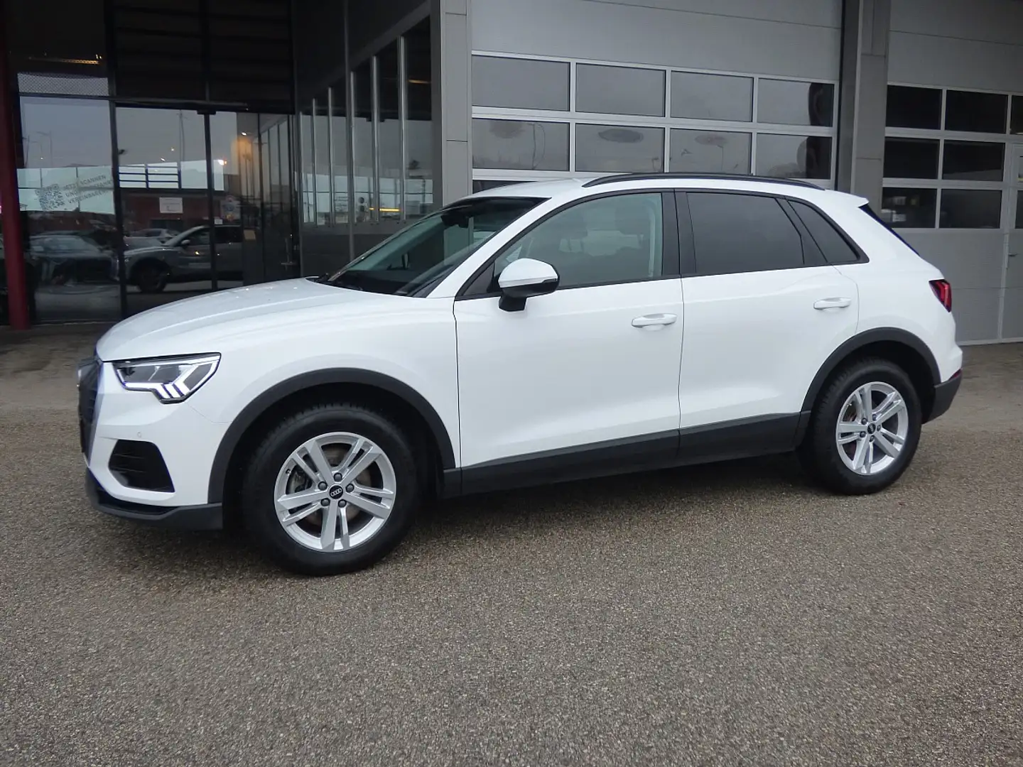 Audi Q3 35 TDI quattro S-tronic Blanc - 2
