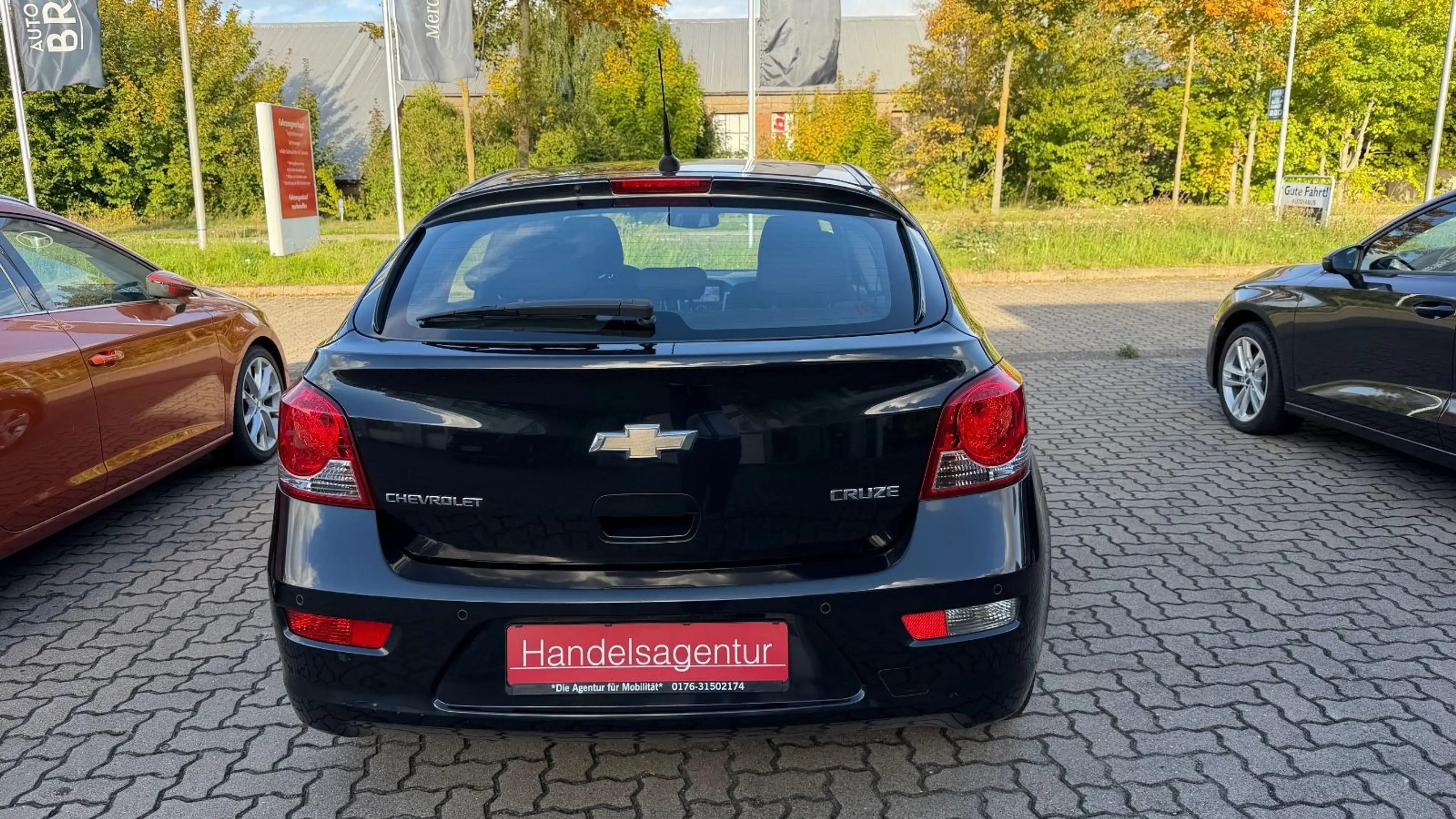 Chevrolet Cruze Hatchback LTZ 1.8 AT*Klima*RFW*GRA — photo 9
