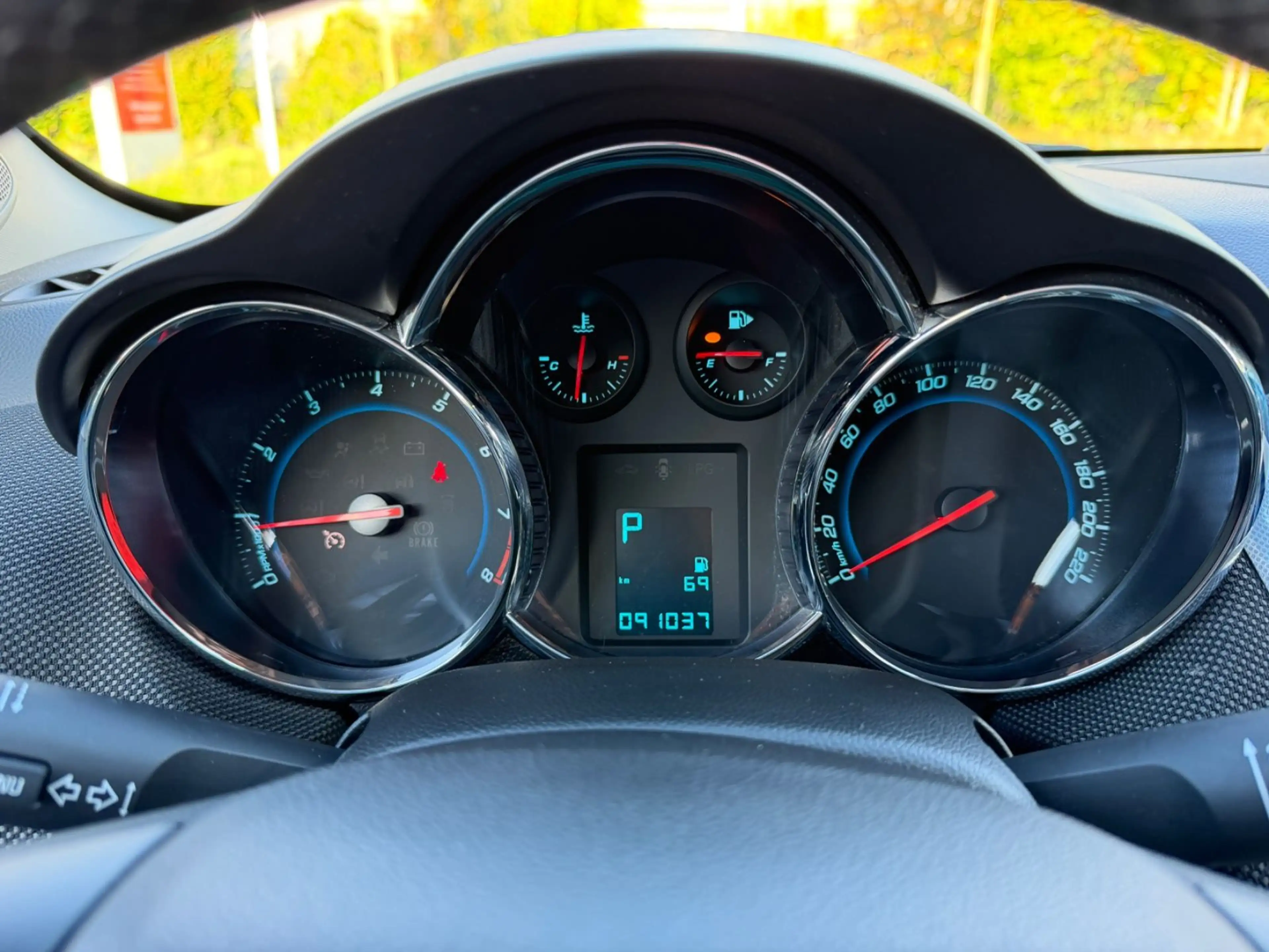 Chevrolet Cruze Hatchback LTZ 1.8 AT*Klima*RFW*GRA — photo 12