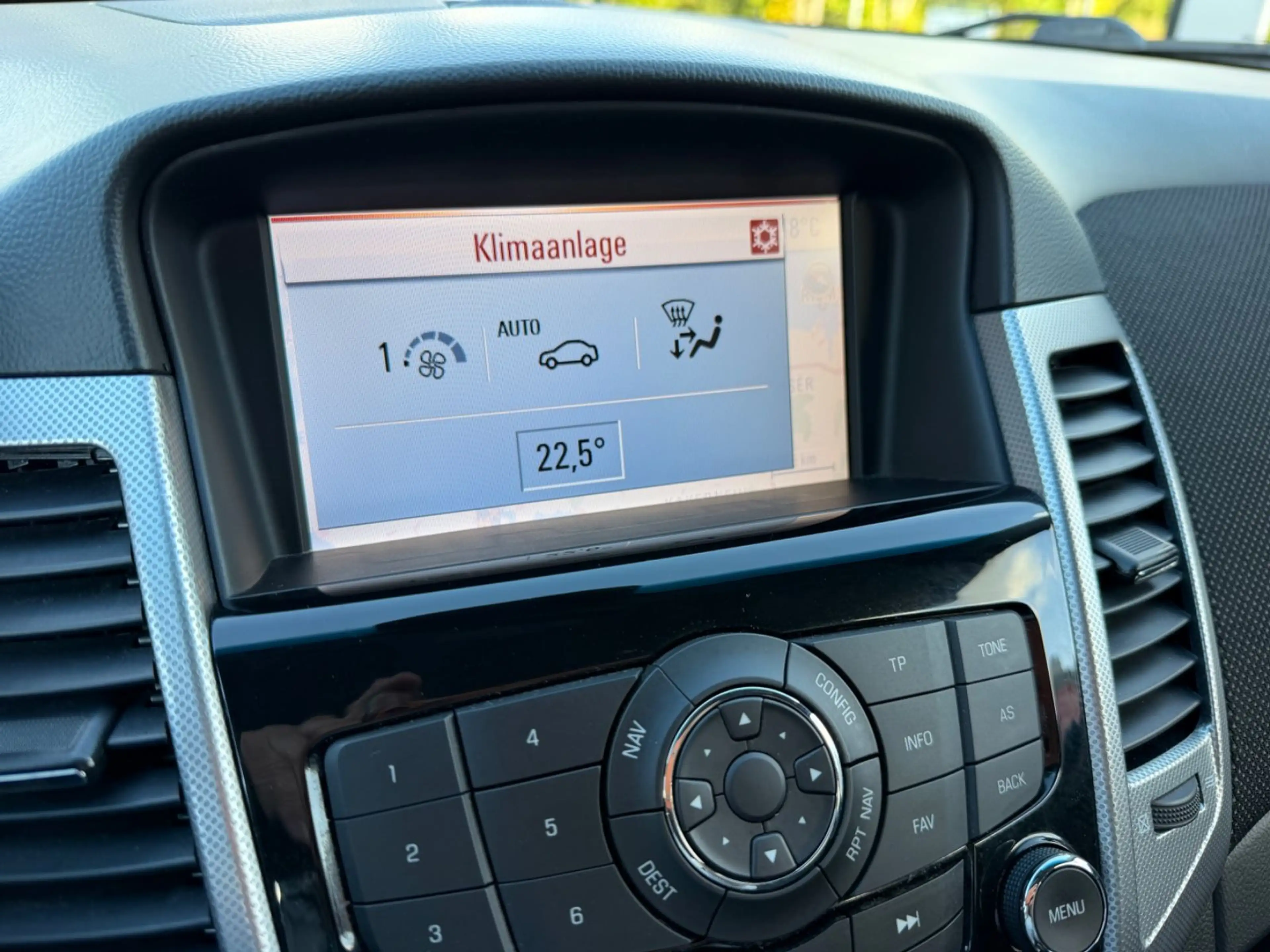 Chevrolet Cruze Hatchback LTZ 1.8 AT*Klima*RFW*GRA — photo 20