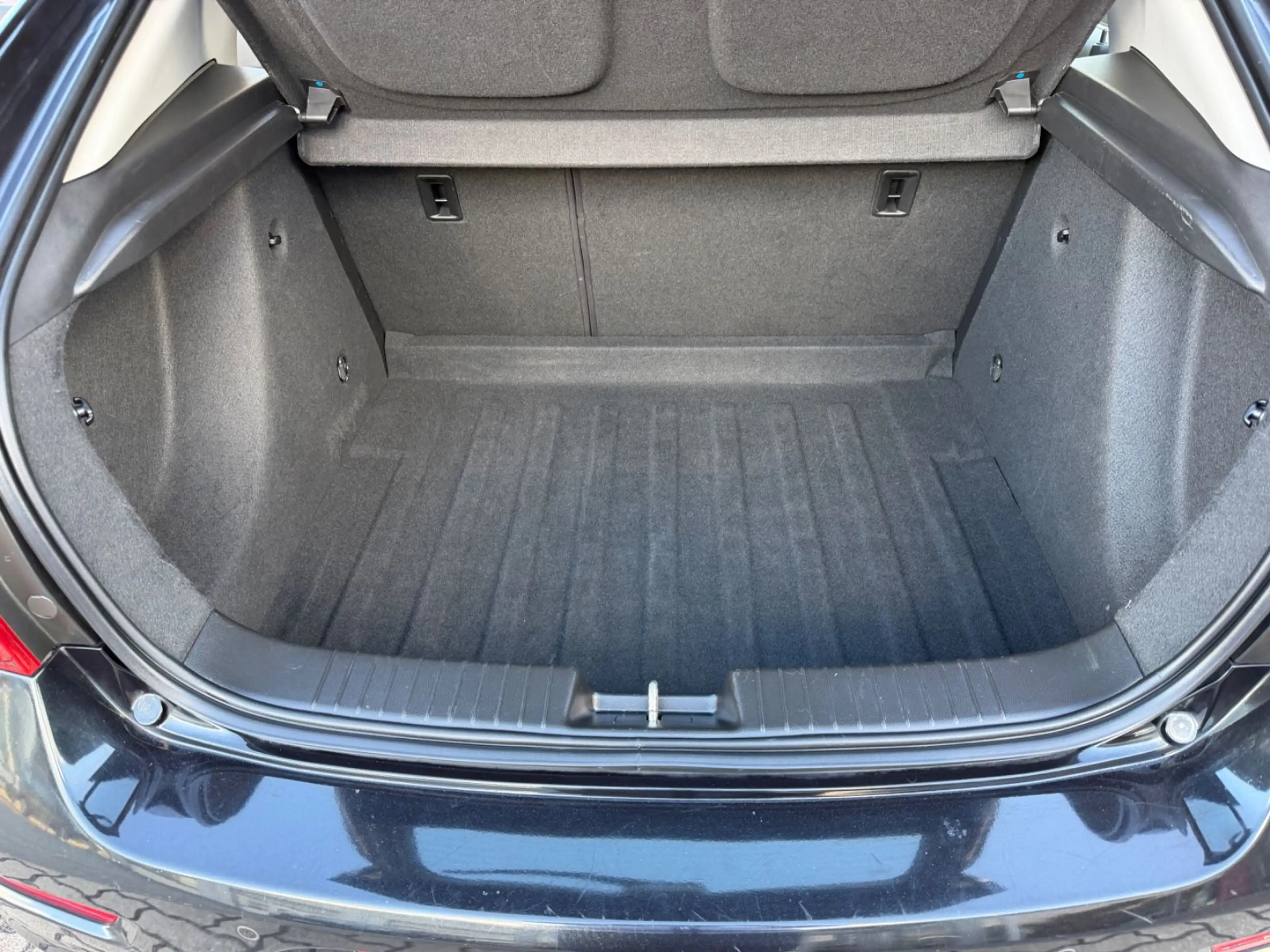 Chevrolet Cruze Hatchback LTZ 1.8 AT*Klima*RFW*GRA — photo 11