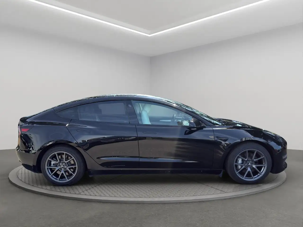 Tesla Model 3 fotografie Tesla Model 3