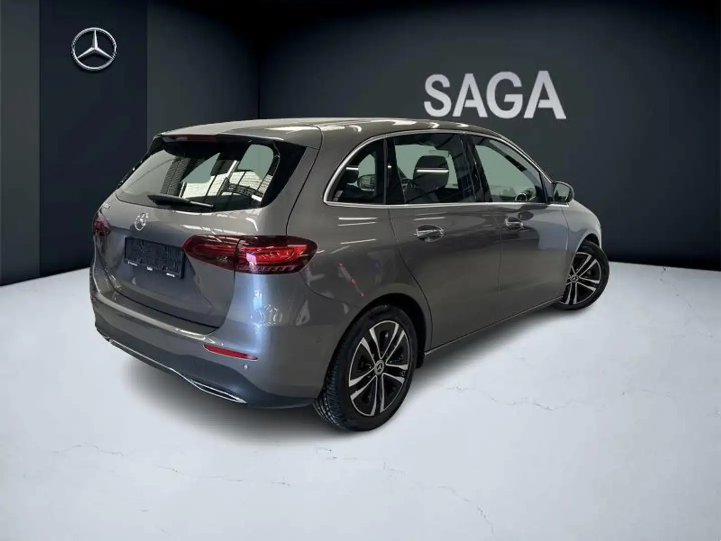 Mercedes-Benz B 180 d Business Solution Gris - 2