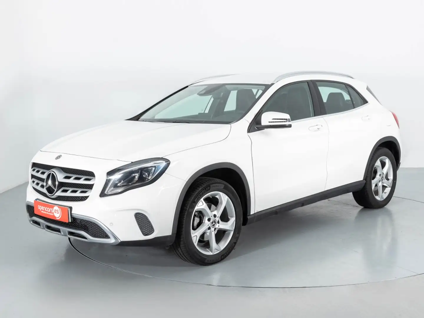 Mercedes-Benz GLA 180 -CLASS 1.6 G 122CV Blanc - 1