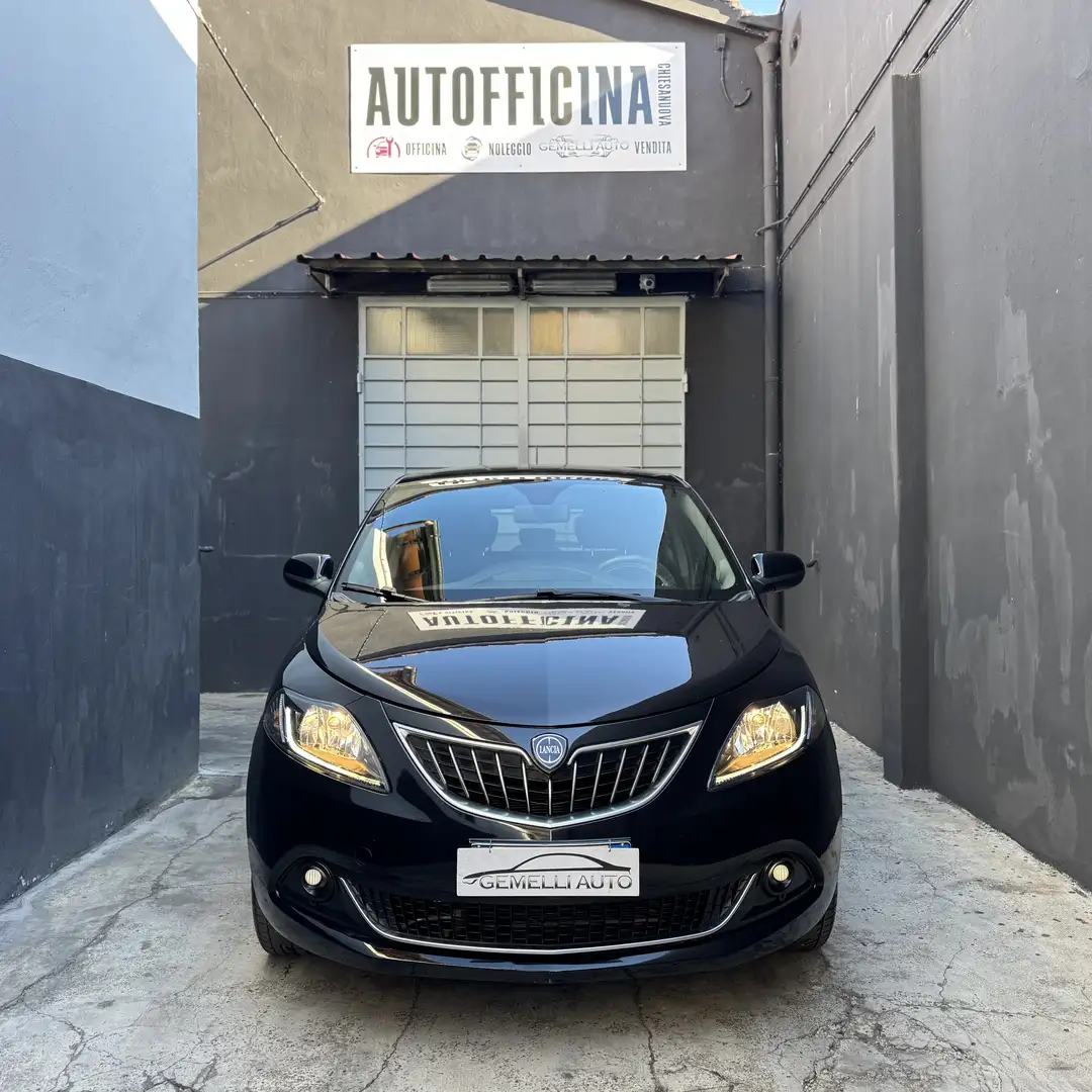 Lancia Ypsilon 1.0 firefly hybrid Alberta Ferretti s&s 70cv - 2