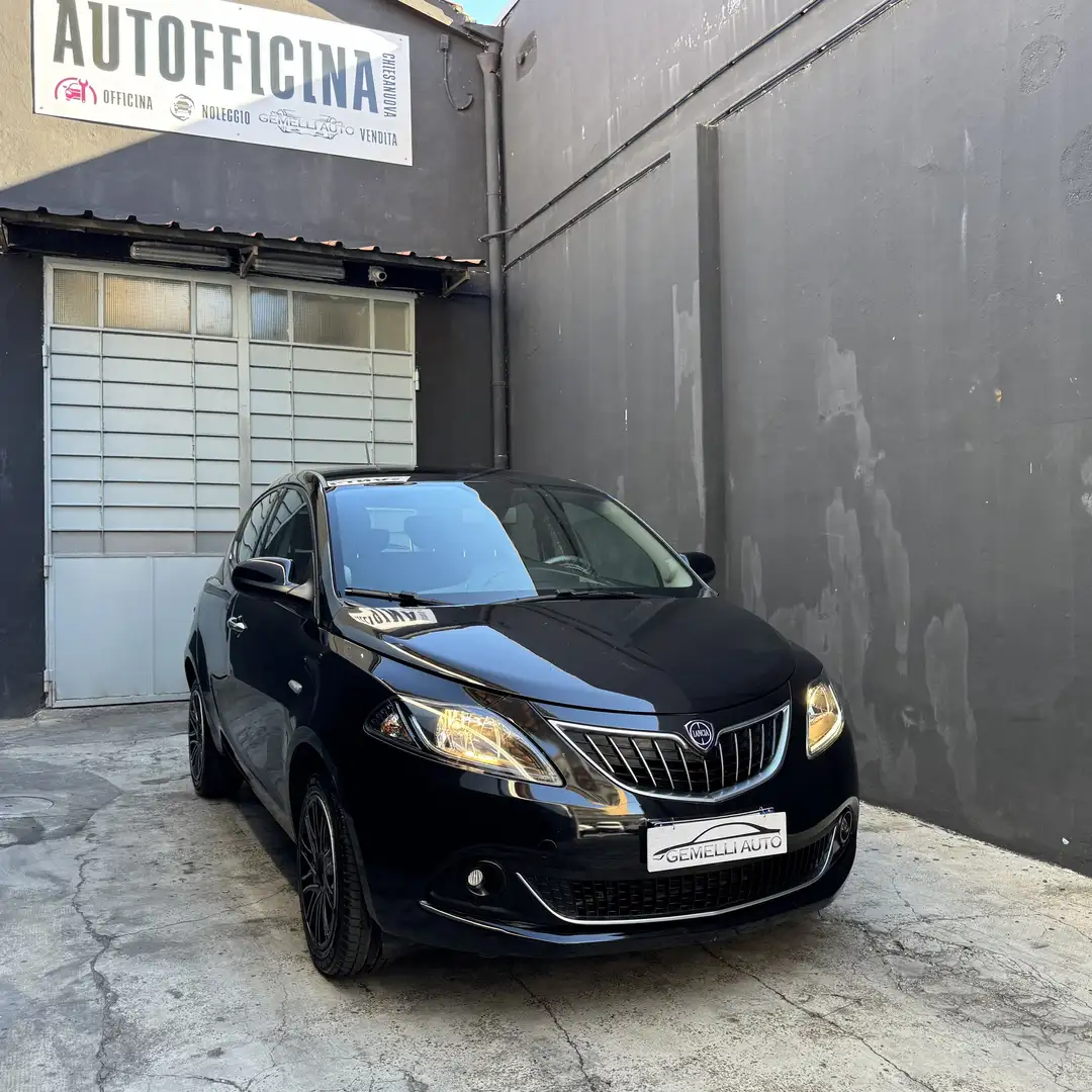 Lancia Ypsilon 1.0 firefly hybrid Alberta Ferretti s&s 70cv - 1