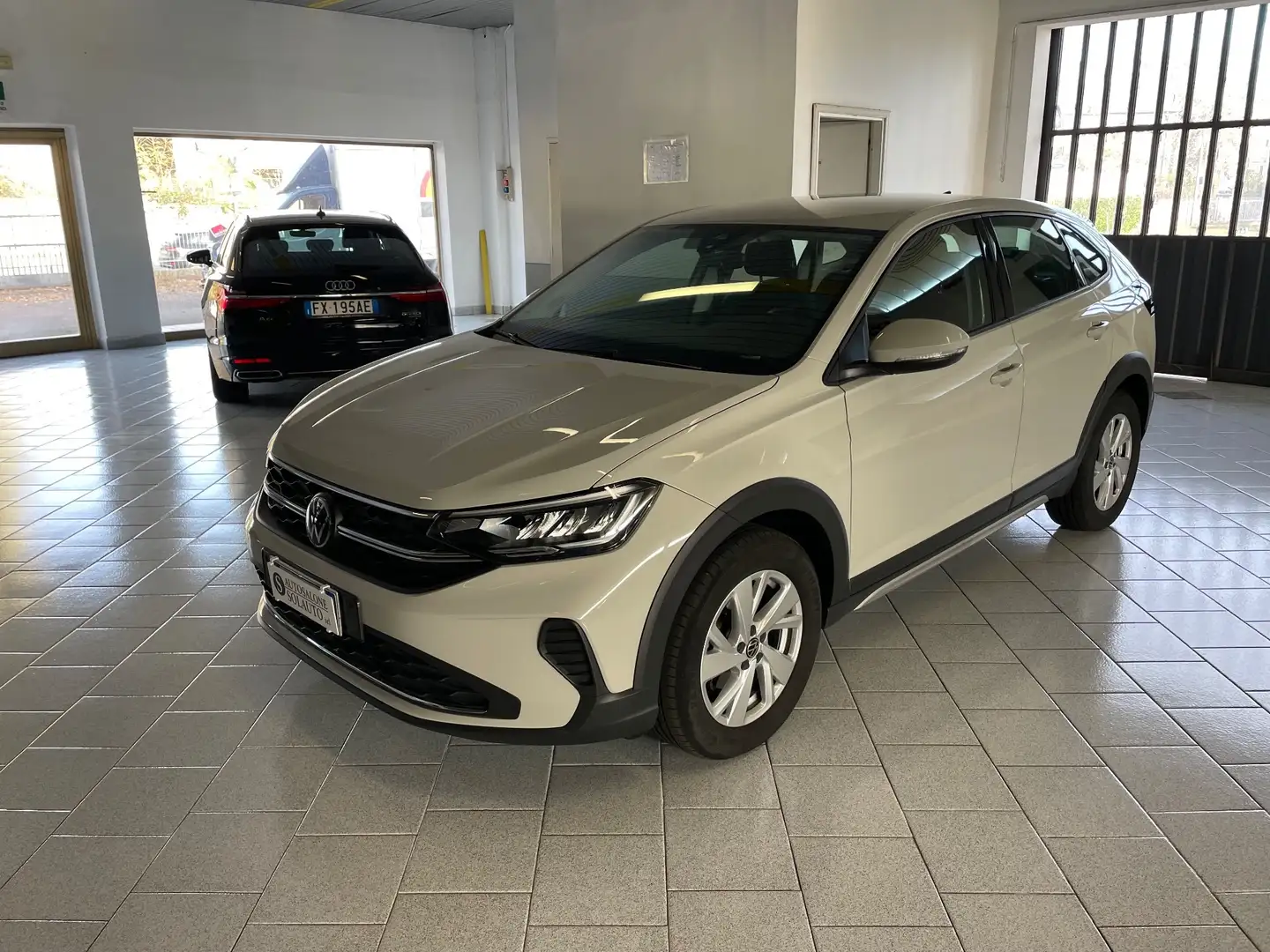 Volkswagen Taigo Taigo 1.0 TSI 115 CV DSG Life Grau - 1