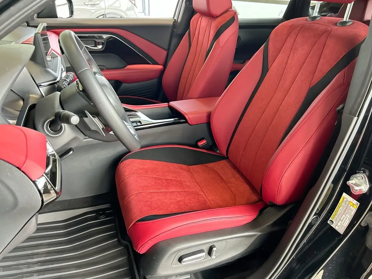 Acura ADX снимка Acura ADX