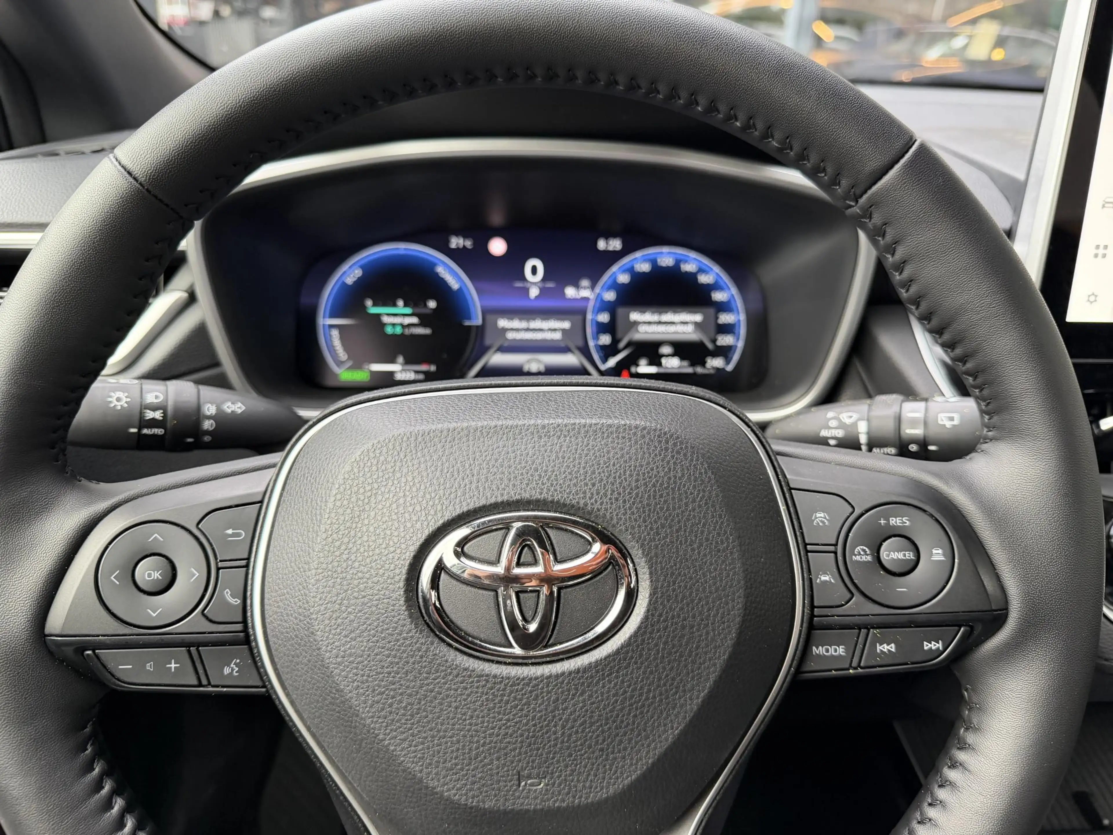 Toyota Corolla Cross Hybrid 140 Dynamic DODEHOEK DETECTIE | LANE ASSIST — photo 11