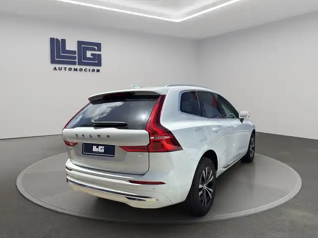 Volvo XC60 view 7