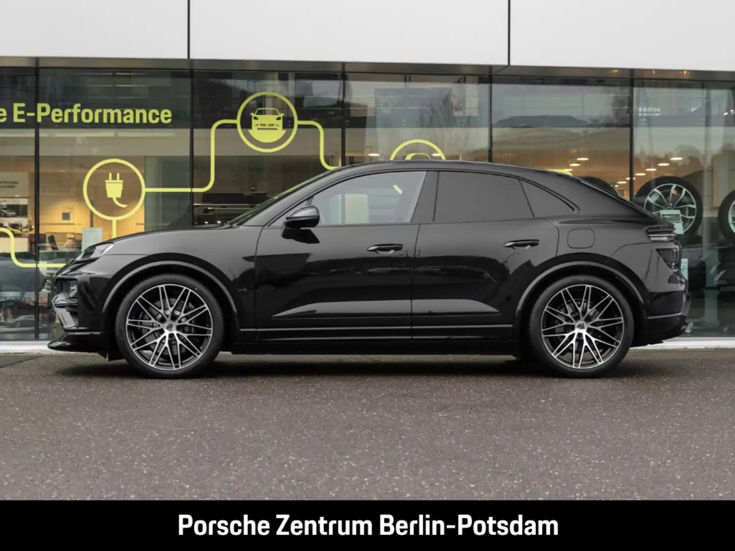 Porsche Macan Turbo Surround-View Panorama LED-Matrix Noir - 2