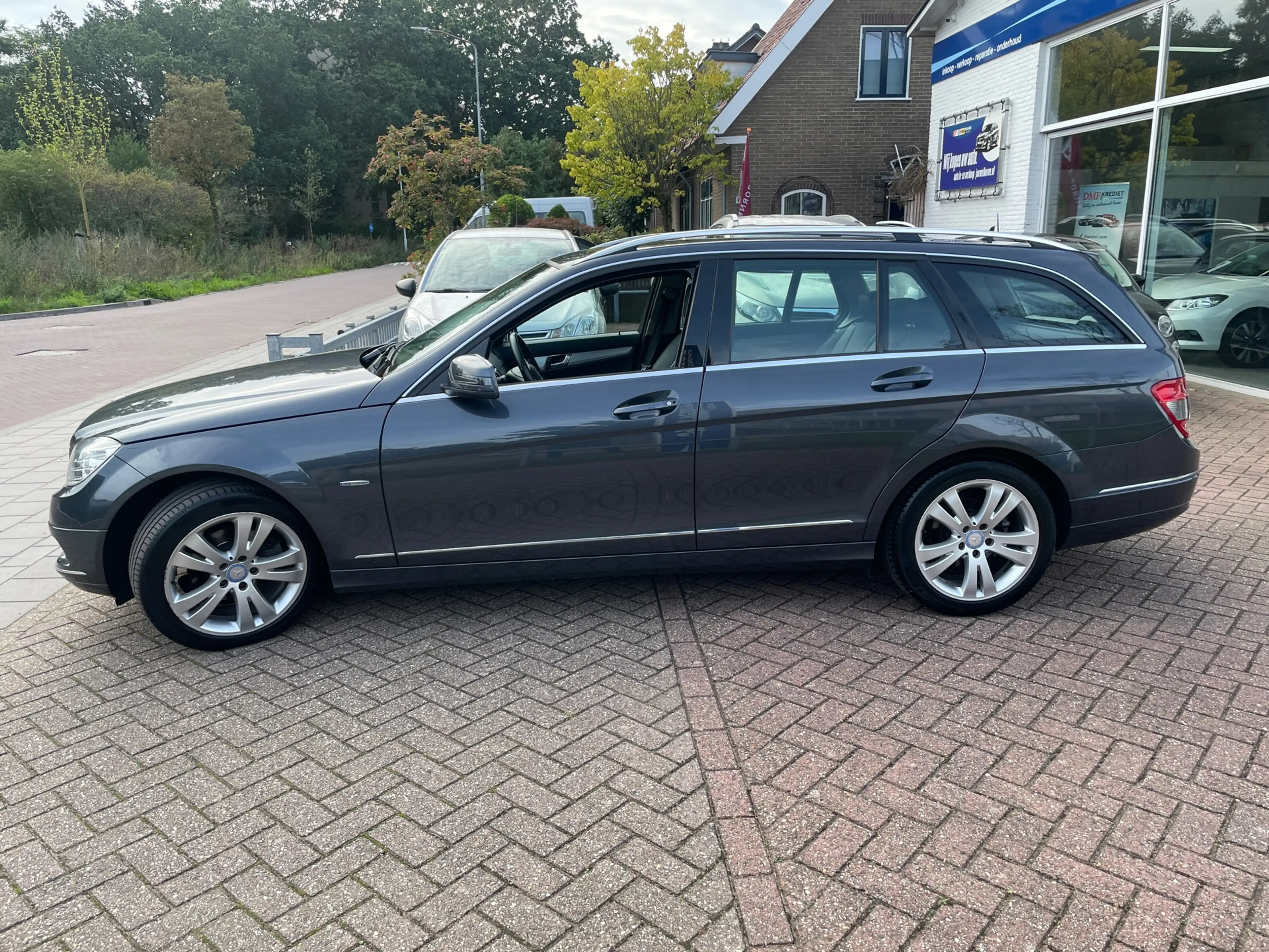 Mercedes-Benz C 180 Estate CGI BlueEFFICIENCY Business Edition Avantga — photo 7