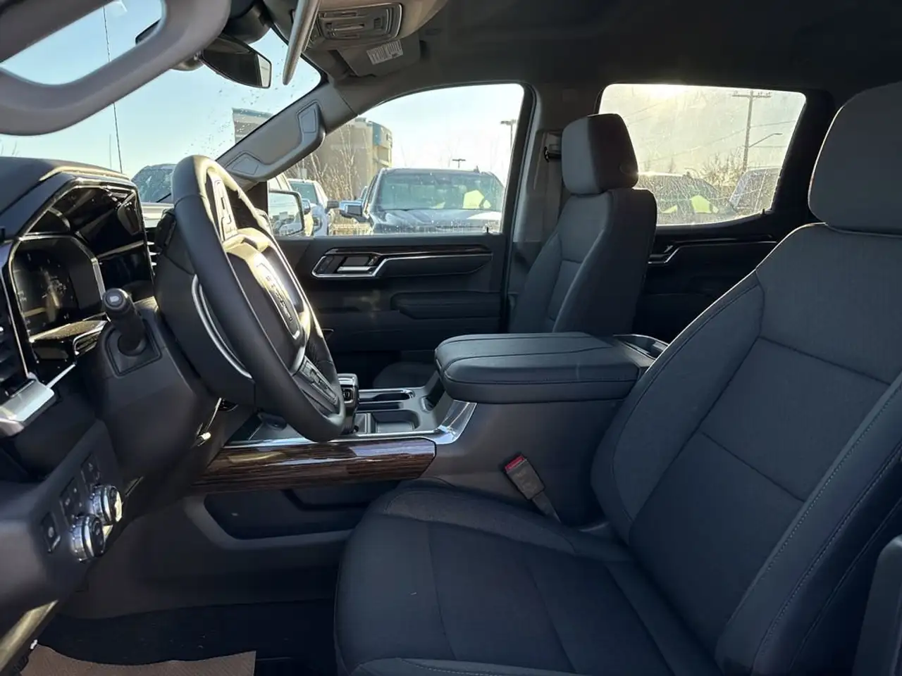 GMC Sierra 1500 снимка GMC Sierra 1500