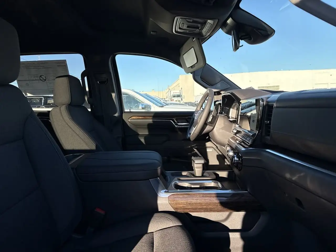 GMC Sierra 1500 снимка GMC Sierra 1500