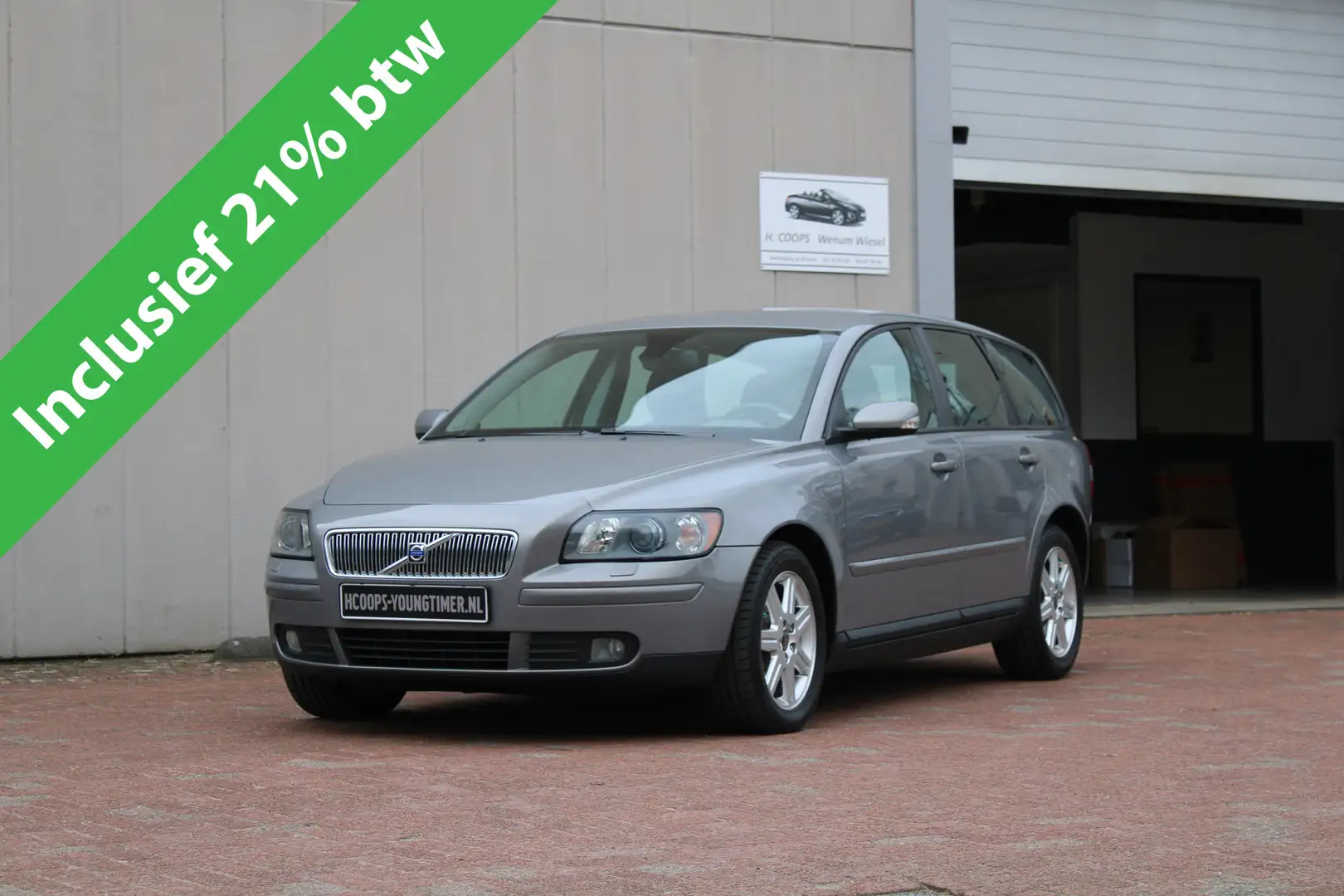 Volvo V50 2.4i Summum YOUNGTIMER incl. 21% BTW Grigio - 1