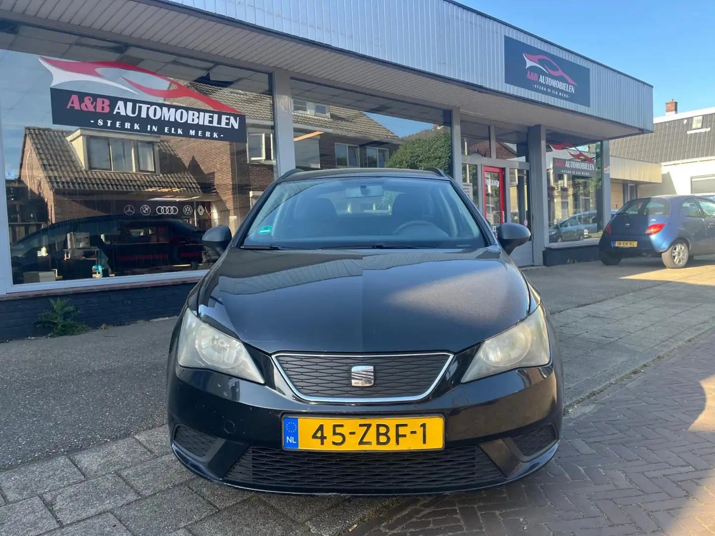 SEAT Ibiza ST 1.2 TDI Copa FACELIFT Ecomotive Zwart - 1