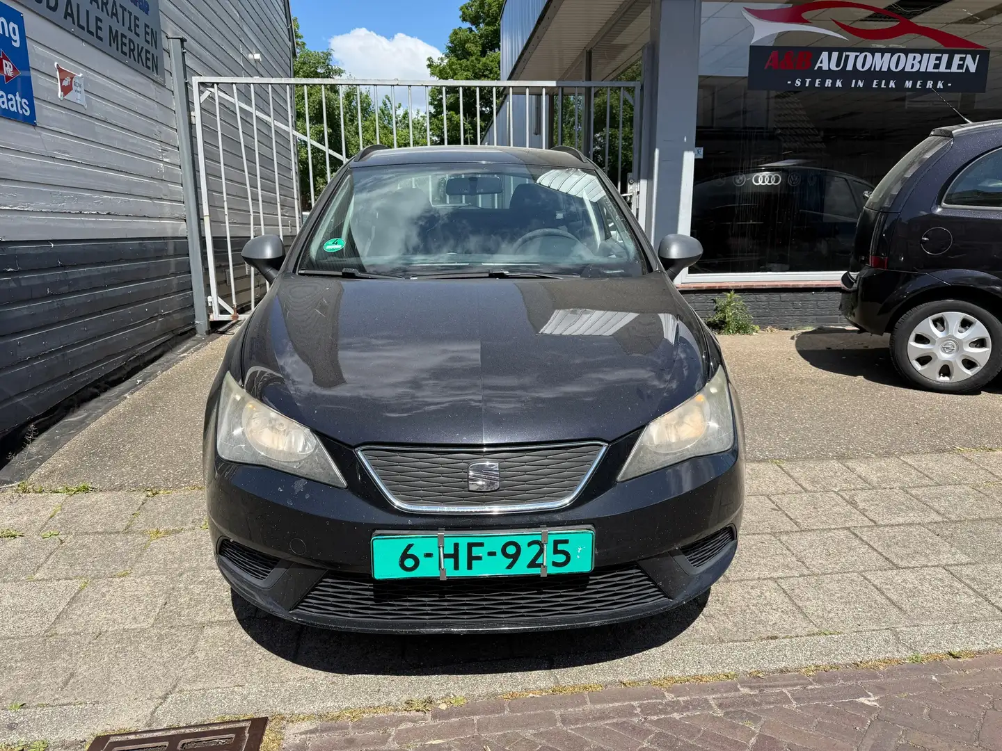 SEAT Ibiza ST 1.2 TDI Reference Ecomotive Noir - 2