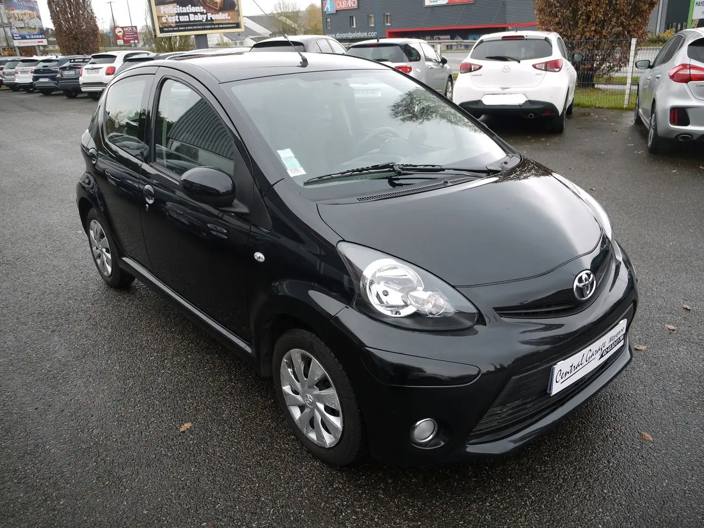 Toyota Aygo 1.0 VVT-I 68CH ACTIVE 5P Noir - 1
