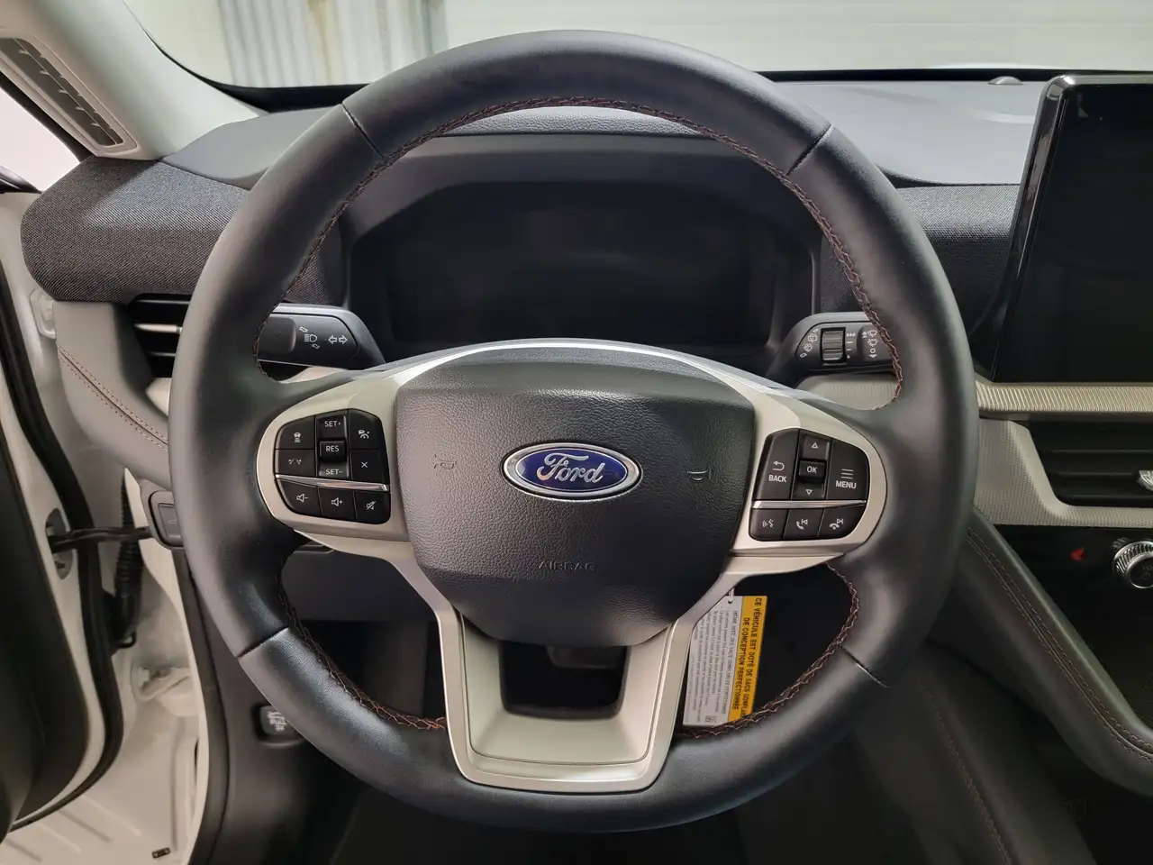Ford Explorer снимка Ford Explorer