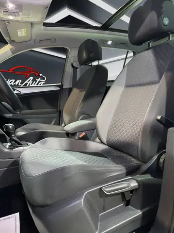 Volkswagen Tiguan view 11