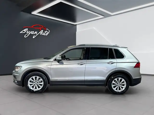 Volkswagen Tiguan view 6