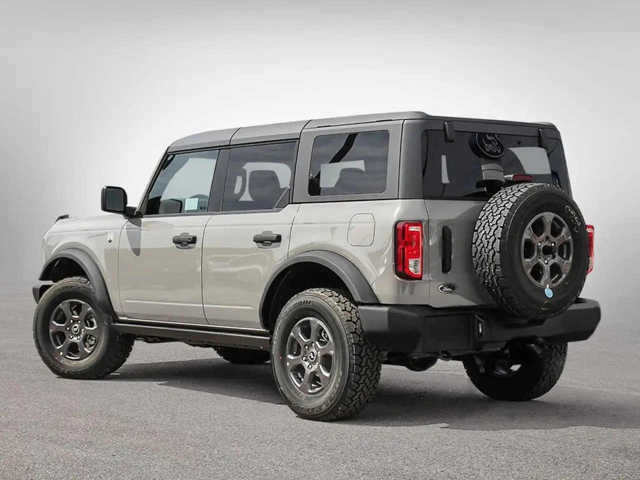 Ford Bronco снимка Ford Bronco
