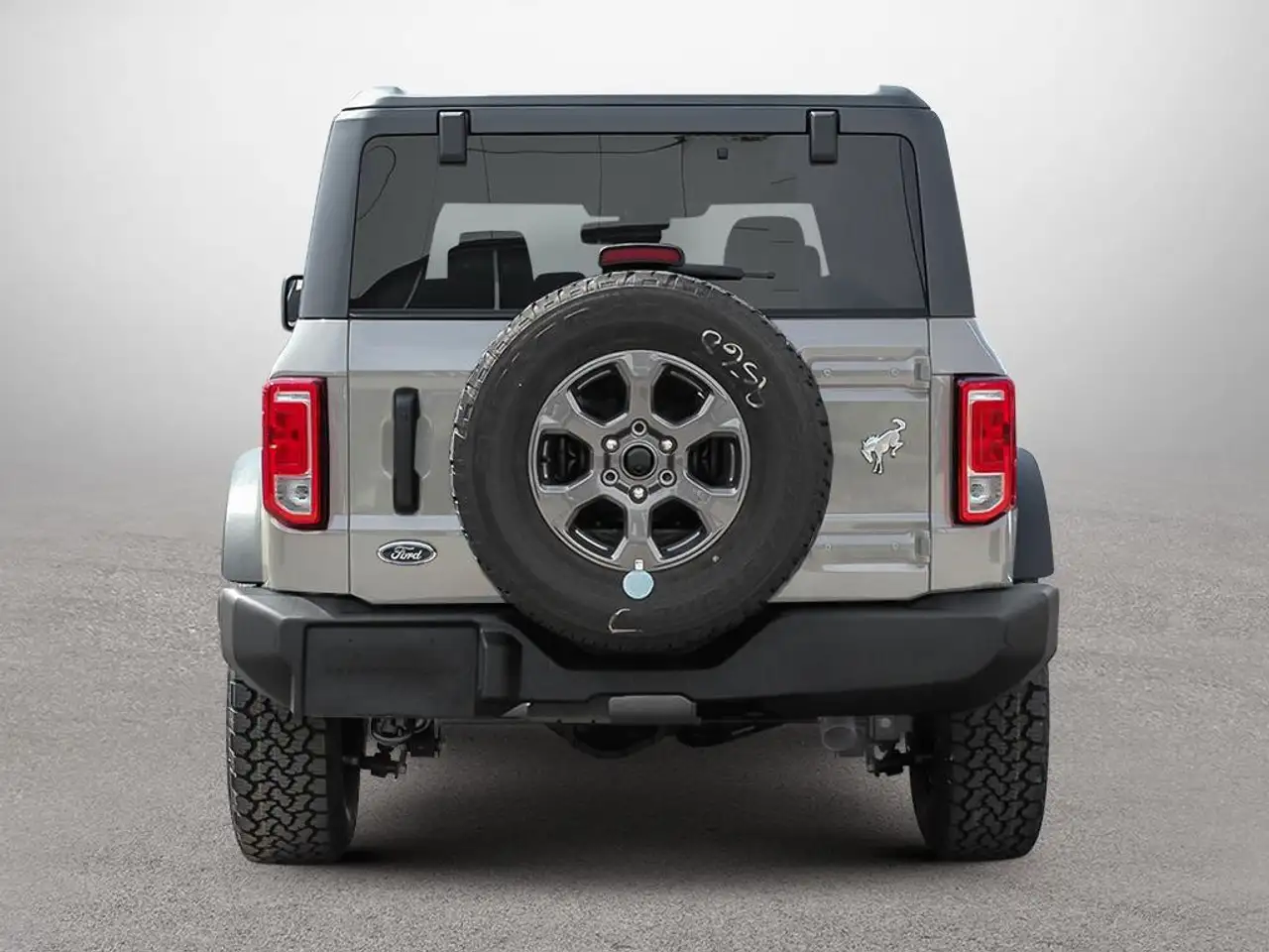 Ford Bronco снимка Ford Bronco