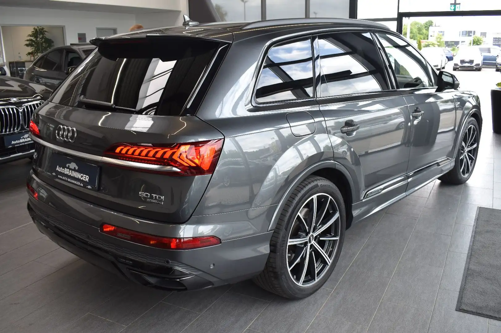 Audi Q7 50TDI Quattro Tiptronic S-line Laser~ACC~HUD Šedá - 2
