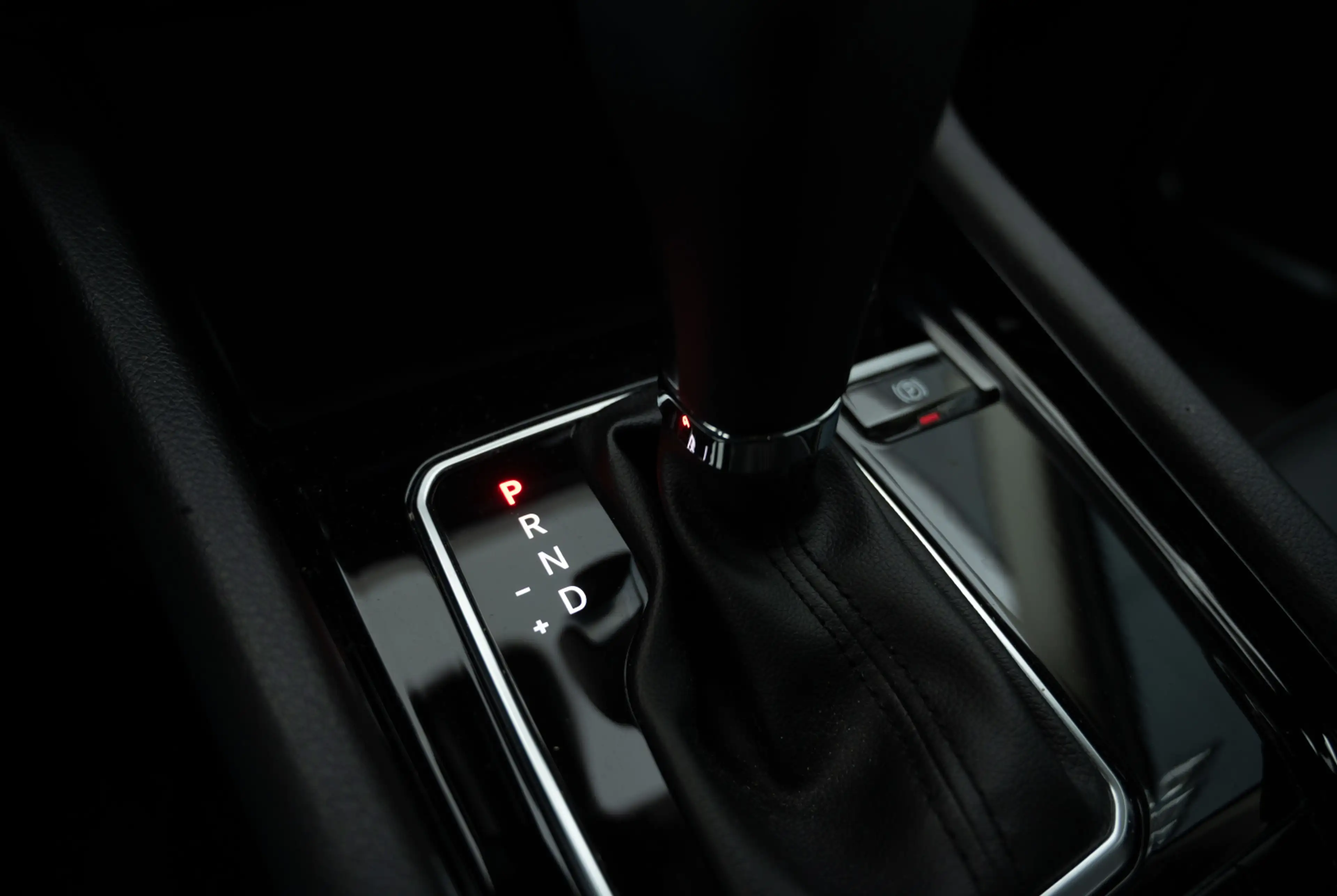 Jeep Compass Red 1.5l Mild-Hybrid FWD 130 DTC7 *INVENTUR-SALE* — photo 11