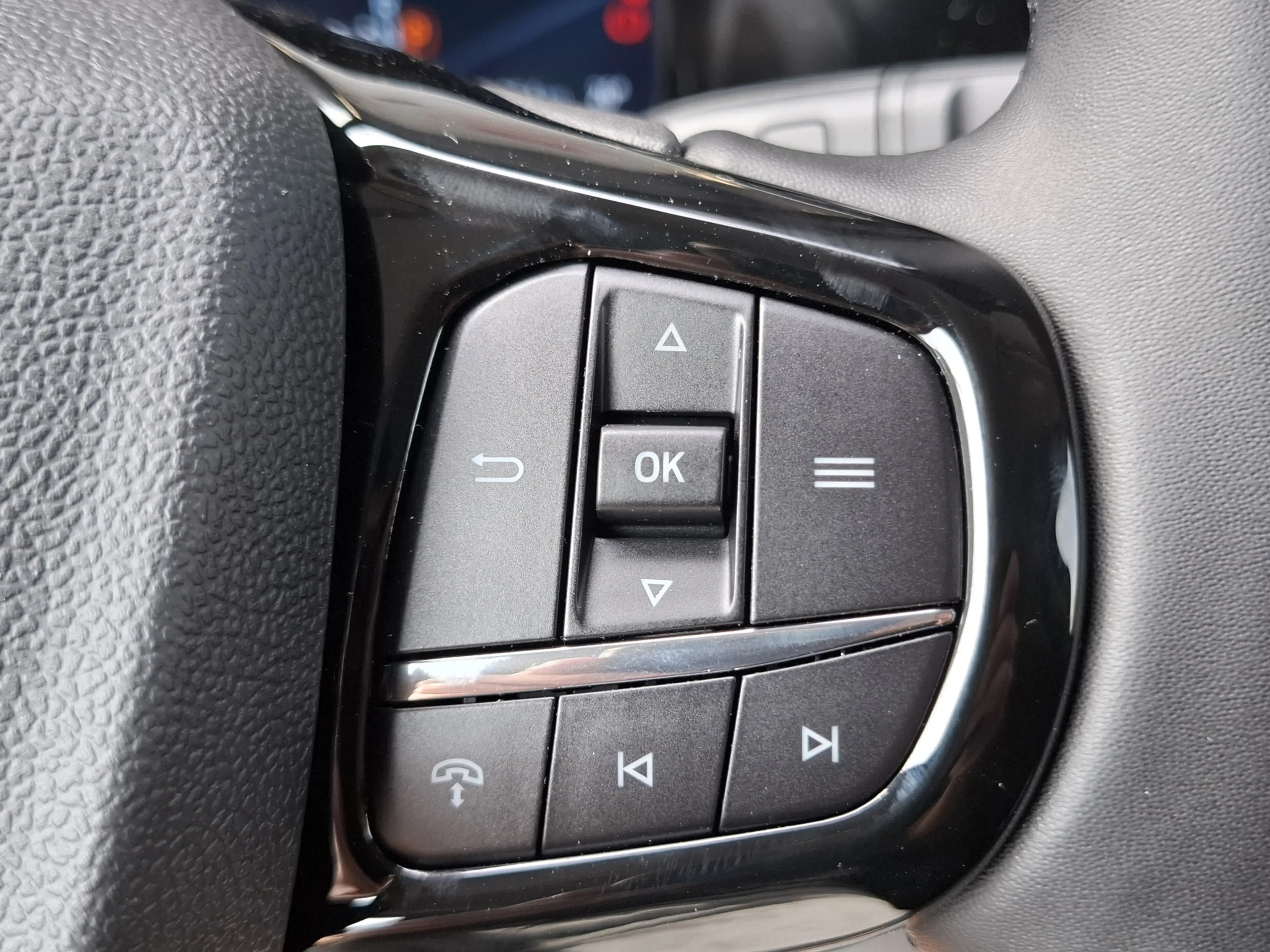 Ford E-Transit Cust. 340 L2H1 Sport 71 kWh | 370KM WLTP | 2.300 K — photo 28