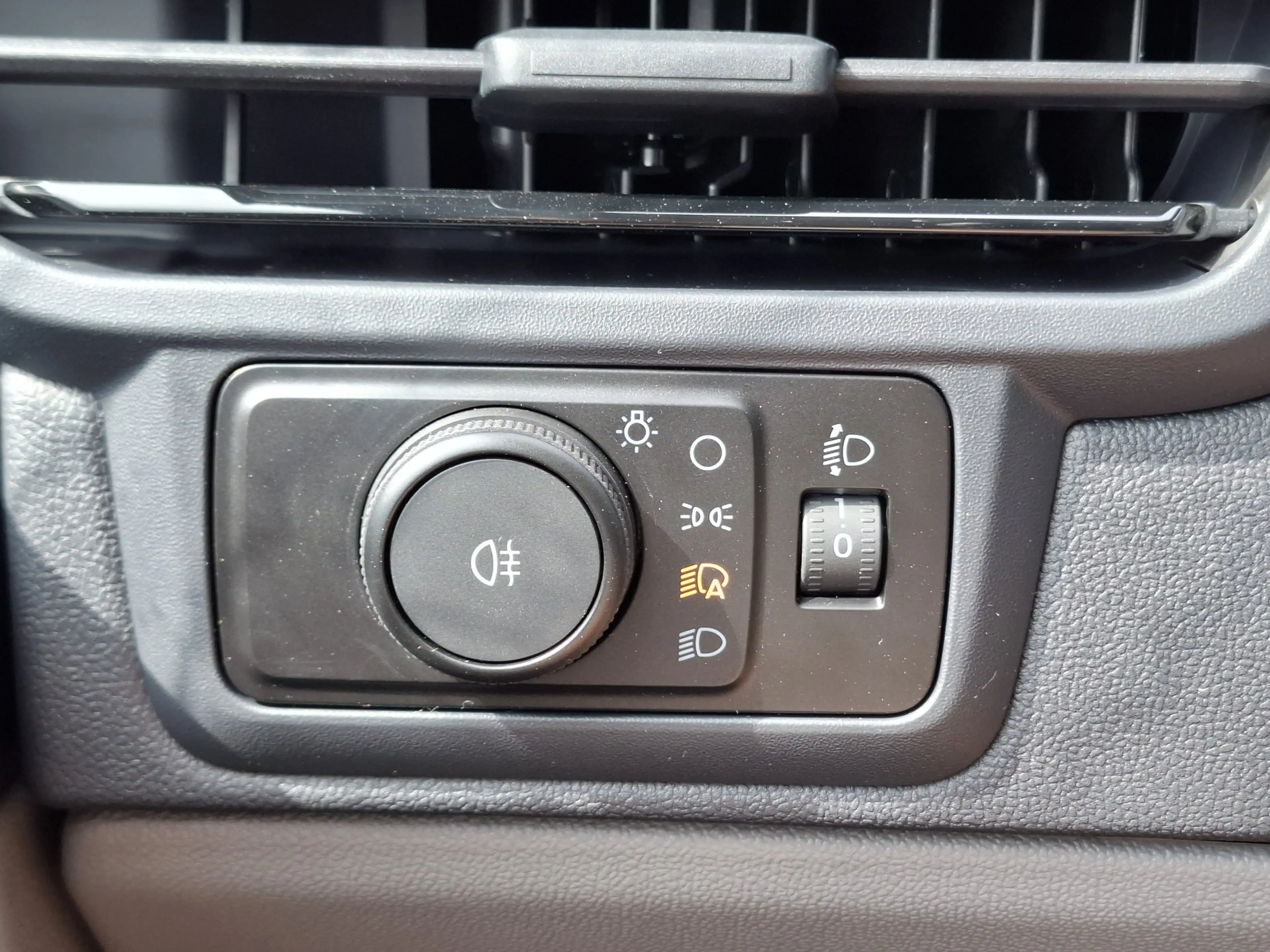 Ford E-Transit Cust. 340 L2H1 Sport 71 kWh | 370KM WLTP | 2.300 K — photo 32