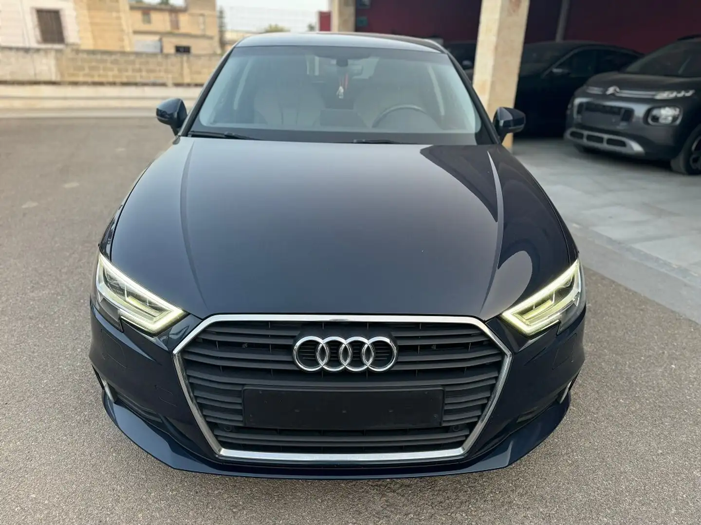 Audi A3 a3 sportback 30tdi 115cv S-tronic Cockpit Pelle Blu/Azzurro - 2