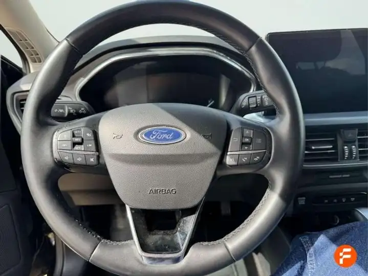 Ford Focus 2023, foto 14