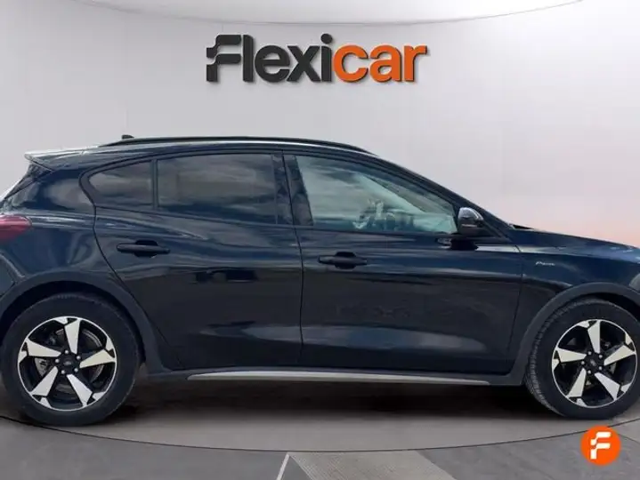 Ford Focus 2023, foto 9