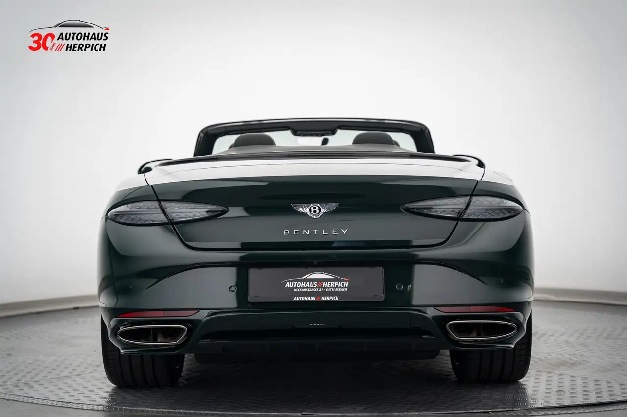 Bentley Continental GTC 2025