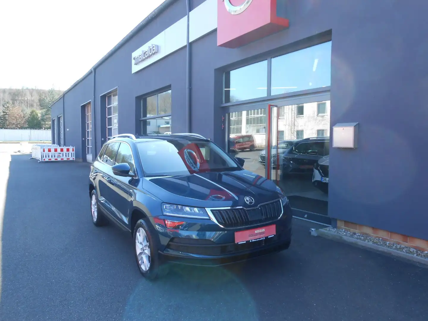 Skoda Karoq Clever*AHK*WINTERRÄDER* Blau - 1