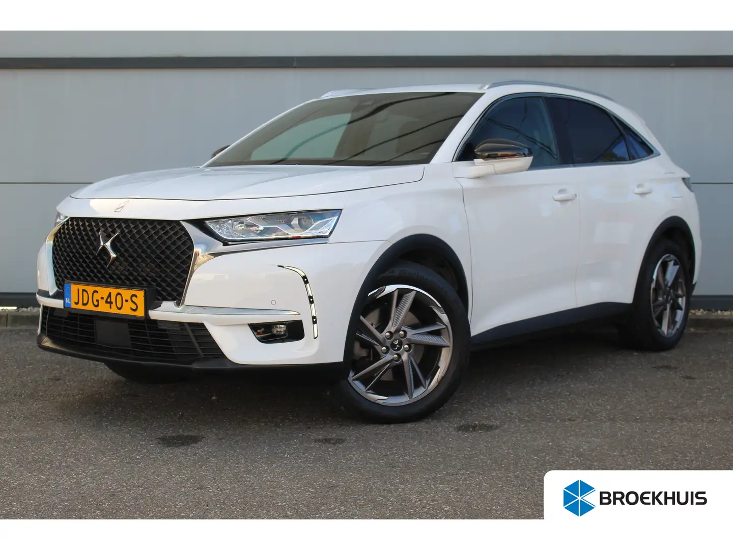 DS Automobiles DS 7 Crossback E-Tense Business 225 PK HyBrid | Carplay | Keyless Weiß - 1