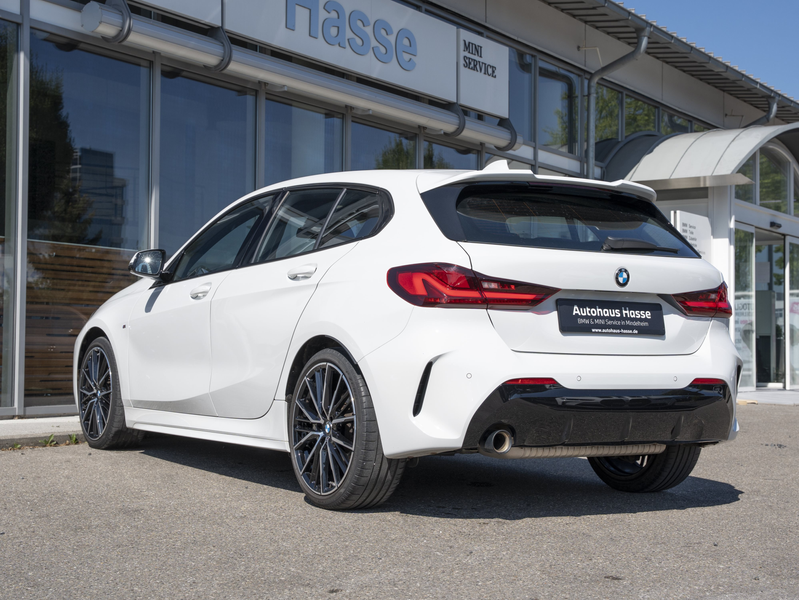 BMW 118 i M-Sport 19Z Shadow H/K M-Sitz HUD GESTIK LCPro — photo 3