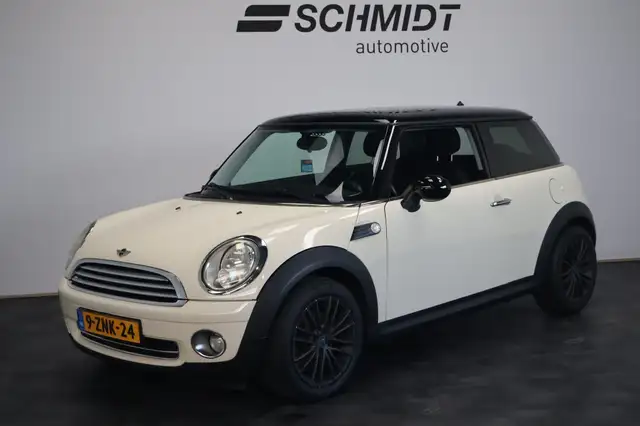MINI Cooper 3-Deurs 1.6 | Airco | All Season | 1/2 Leder | LM