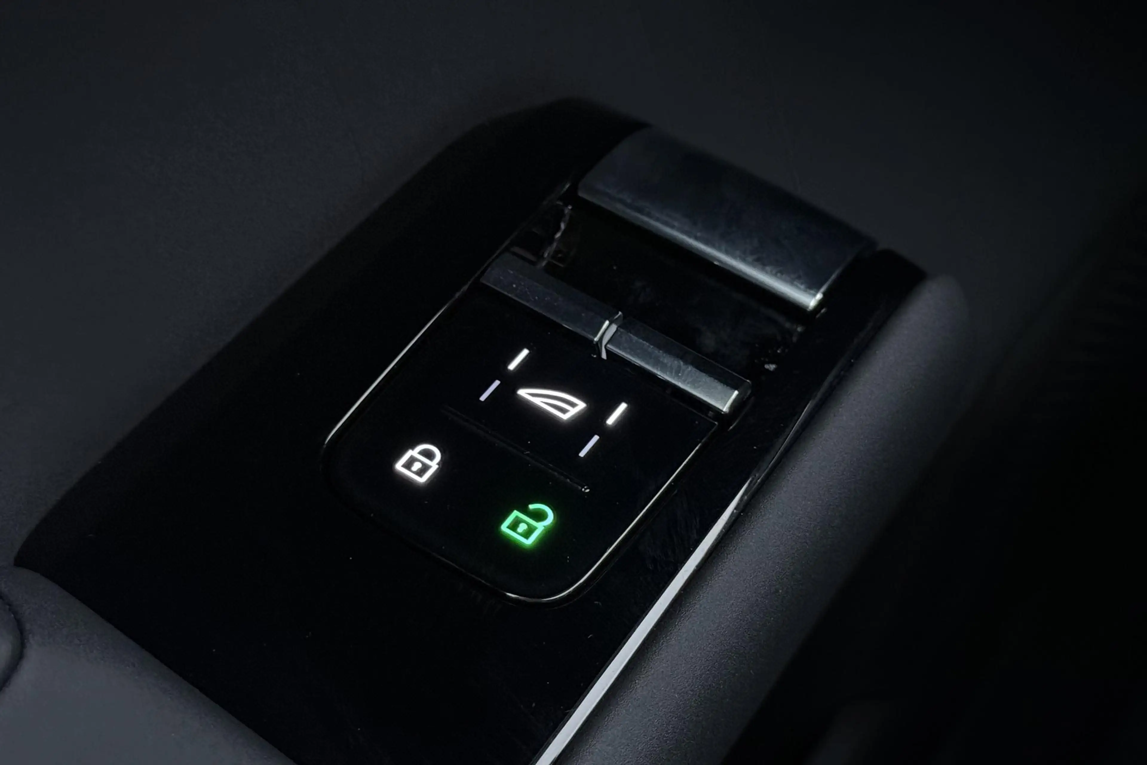 Volvo ES90 Single Motor Extended Range Plus 92 kWh | FACELIFT — photo 38