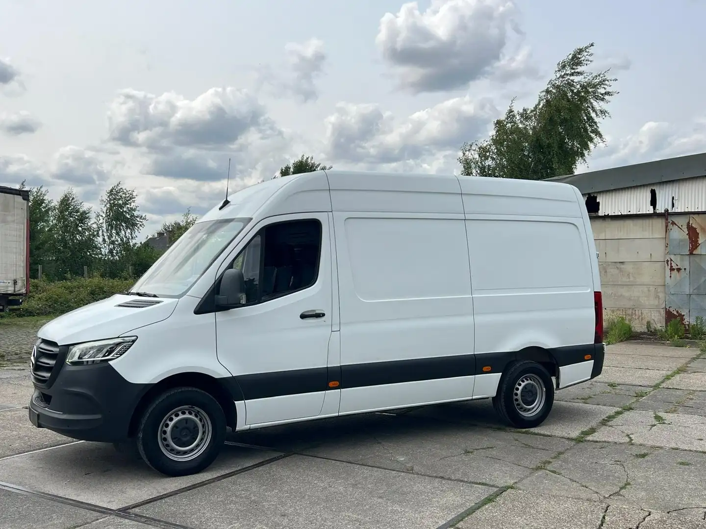 Mercedes-Benz Sprinter 316 21CDI AUT L2H2 NAVI, AIRCO, PDC V/A+CAM, TREKH Wit - 1