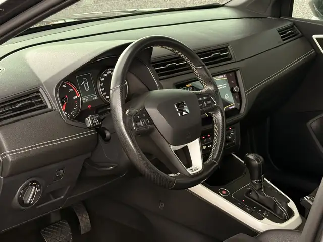 Seat Arona view 2