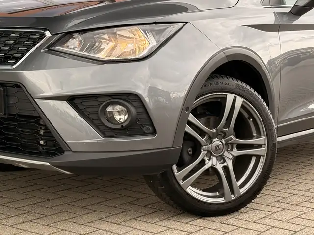 Seat Arona view 4
