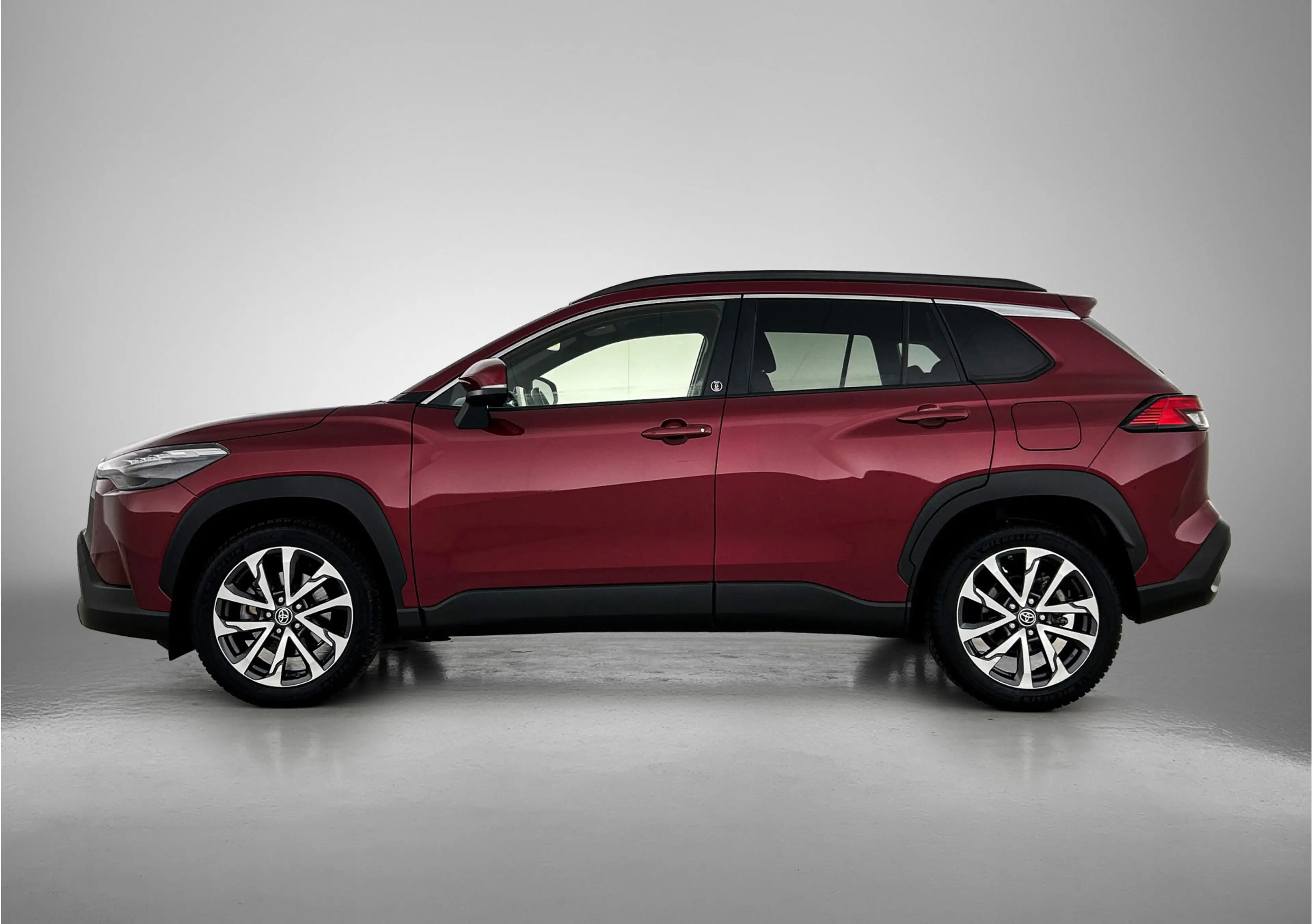 Toyota Corolla Cross 2.0 High Power Hybrid First Edition | Stoel en stu — photo 3