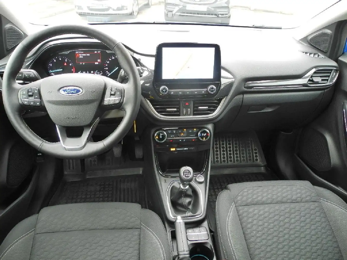 Ford Puma Titanium Blau - 2