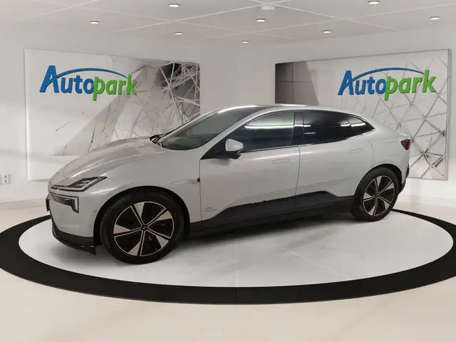 Polestar 4 Polestar 4 Long Range Single Ansicht 4
