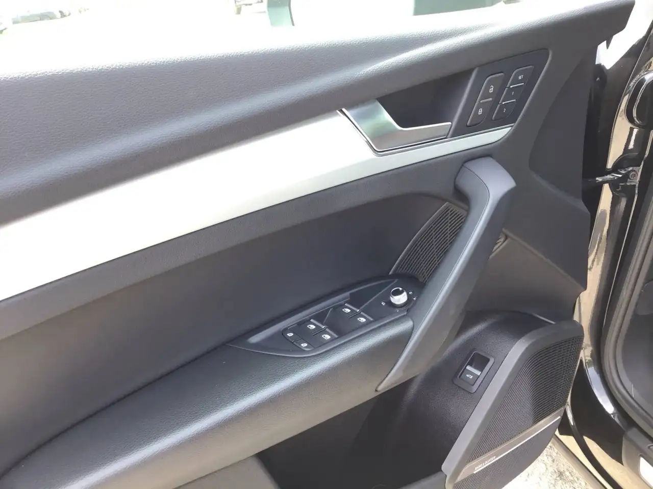 Audi Q5 снимка Audi Q5